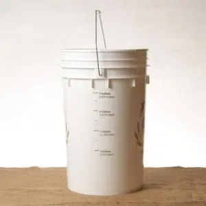 6.5 Gallon Fermenting Bucket with Lid