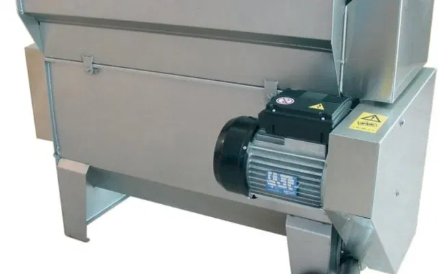 Zambelli Gamma 25 Crusher-Destemmer with Must Transfer Pump